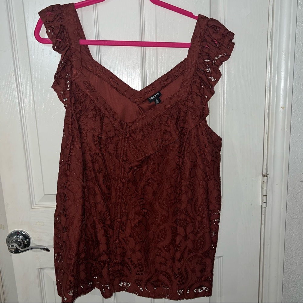 NEW WITH TAGS  torrid lace top
